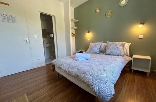 La Roquebrussanne Hotel | Hôtel de la loube