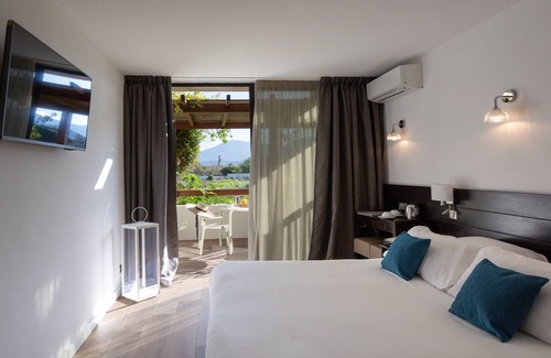 Saint-Florent Hotel | Hôtel De La Roya
