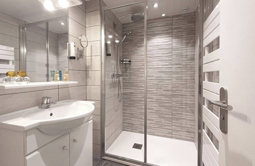Valloire Hotel | Hôtel du Crêt Rond - Logis