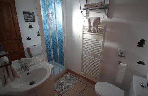 Saint-Martin-de-Crau Hotel | Hôtel et Résidence de la Transhumance