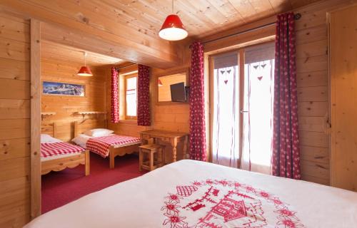 Les Eucherts Hotel | Hôtel L'Accroche Coeur