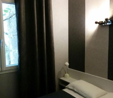 Graslin - Commerce Hotel | Hôtel Le Cambronne