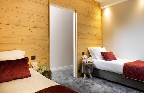 Rovagny Hotel | Hôtel Les Grillons