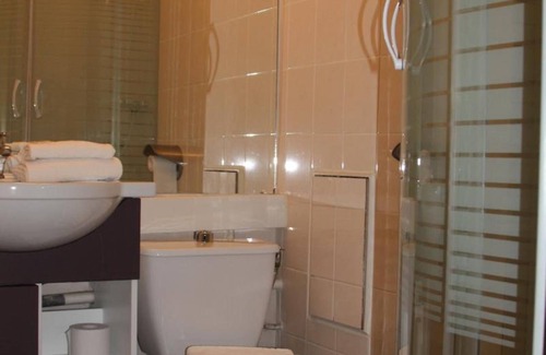 Clermont-Ferrand Hotel | Hôtel Lune Etoile La Pardieu