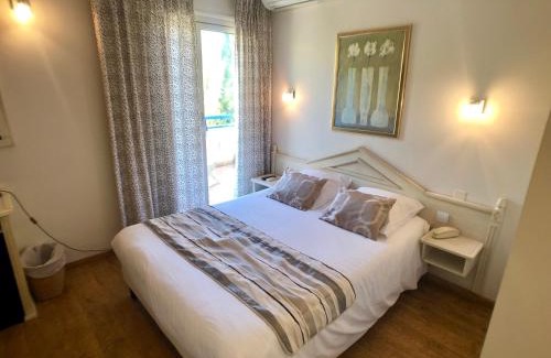 Le Lavandou Hotel | Hôtel Méditerranée
