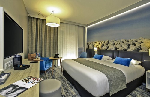 Castres Hotel | Hôtel Mercure Castres L'Occitan