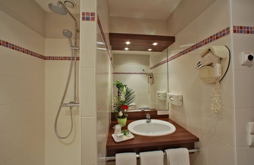 Castres Hotel | Hôtel Mercure Castres L'Occitan