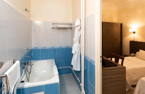 Algiers Hotel | Hôtel Suisse