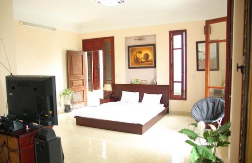 Ha Long Bed & Breakfast | Hạ Long Lily Homestay