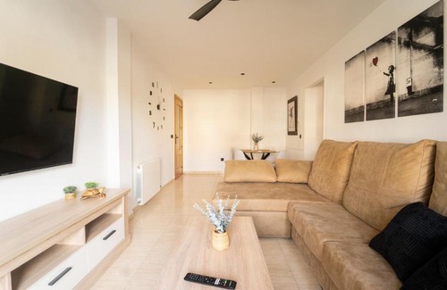 Armilla Apartment | H&H Suite Granada Apartament
