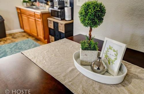 Central Colorado Springs Apartment | *H NEW!* 1 BR Downtown Townhome, Newly Renovated!