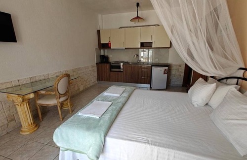 Metamorfosi Resort | (H) - Nr.9/10 family suite (own private pool+2 own seperate bathrooms)