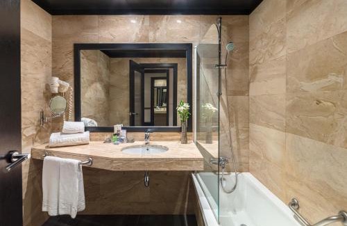 La Vila Olimpica del Poblenou Hotel | H10 Marina Barcelona