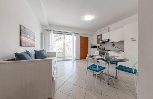 Bussana Apartment | 𝐇11 [Bussana 1A] Sea