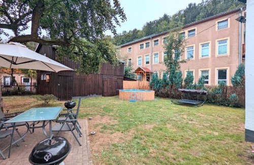 Sebnitz Apartment | H2 - Urlaubsmagie - Garten, Pool, Terrasse, Grill