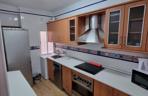 Perchel Norte Apartment | H2M Armengual de la Mota El Corte Ingles Shopping