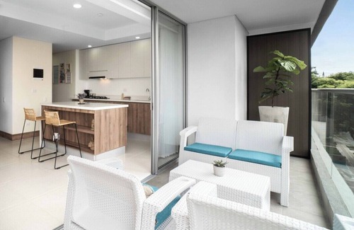 Granada Apartment | H309 - Gorgeous 1BR | Balcony | Pool | Parking