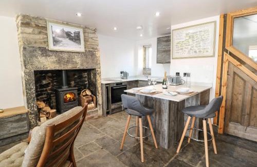Honley House | Ha'penny Cottage