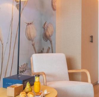 Nino Jesus House | HA Retiro Suites
