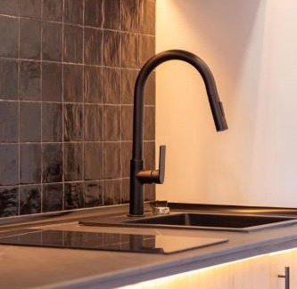 Nino Jesus House | HA Retiro Suites