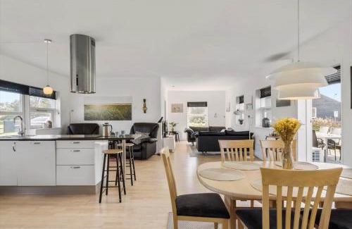 Hou House | HA151-Hals-Kystvejen-38