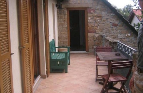 Erpolzheim Apartment | Haardtblick - An der Bach - Winery/Fewo's, Fam. cabbage
