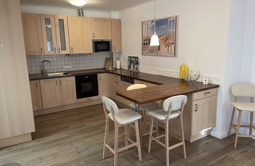 Neumuenster Apartment | Haberstr 4A Neumünster