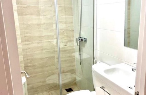 Mairena del Aljarafe House | Habitación En-suite 5min metro Sevilla