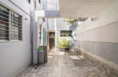 Gustavo A. Madero Apartment | Habitación Lui confortable moderna con baño privado
