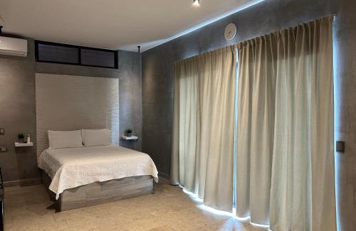 Centro Carretera House | Habitación Moderna y Céntrica con Balcón y Piscina climatizada