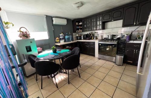 Monterrey House | Habitación privada en un departamento compartido