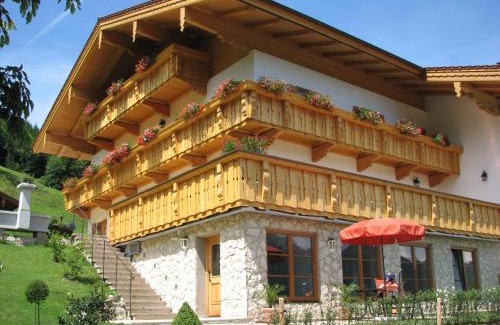 Grassau Apartment | Hacher Josef - Bergpanorama Ferienwohnungen | Chiemgau Karte