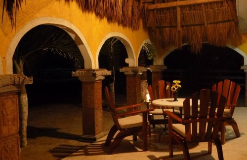 El Cuyo Apartment | Hacienda Antigua Villa, 50m from sandy Beach