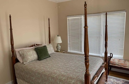 Bandera House | Hacienda del Rio River Home