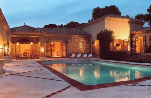 Mondragon Villa | Hacienda provençal - Heated indoor and outdoor pools,