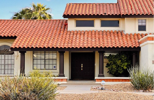 Mesa House | Hacienda Style Home Sleeps 14 with Heated Pool, In-ground Spa, Cinema, and more!