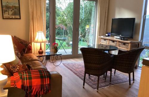 Dunedin Apartment | Hadley Close
