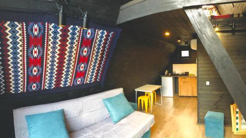 Racha-Lechkhumi and Lower Svaneti House | HAERI Utsera Cabins Racha