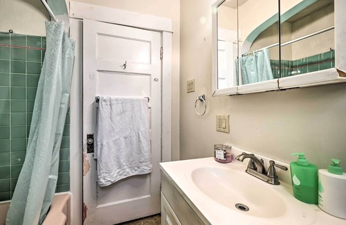 Hagerstown Apartment | Hagerstown Apt: Covered Patio ~ 1 Mi to Dtwn!