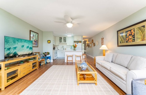 Kahuku Condo | Hale Kai - Large Enclosed Lanai - Sleeps 2
