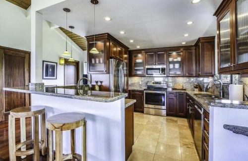 Princeville House | Hale Kaweonui home