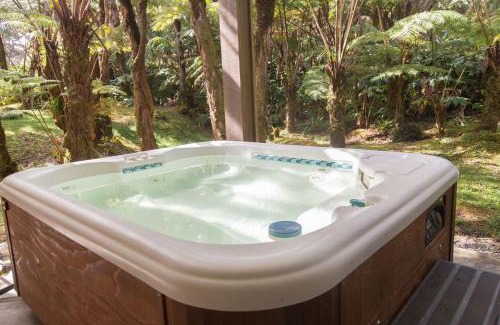 Volcano House | Hale Mauna Loa Upper Level with shared Hot Tub