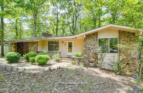 Hot Springs Village House | half Mi to DeSoto Lake Hot Springs Village Home