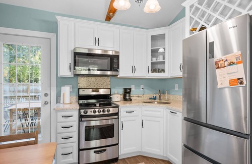 East Sandwich House | Half mile from East Sandwich Beach and will accept dogs