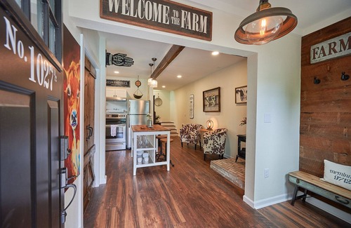 McMinnville Other | Half-Pint Farmhouse in Historic Downtown McMinnville