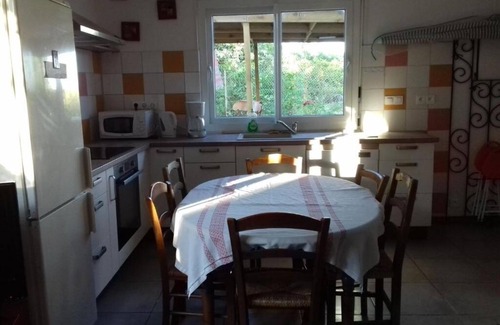 Saint-Aignan House | Halfway between town and Beauval zoo, large covered outdoor area