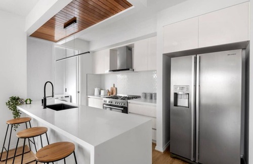 Mount Duneed House | Halfway Gem - 3BR Home Between Geelong & The Coast