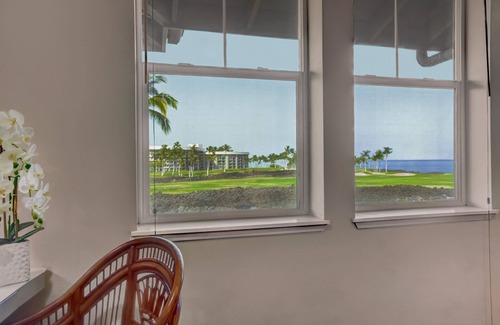 Waikoloa Condo | Hali'i Kai 11A stunning golf and ocean views close to ocean-front pool