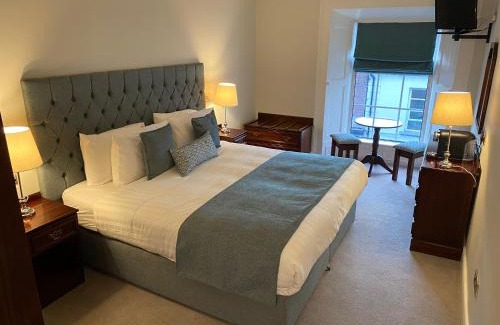 Ballina Hotel | Hallahan's