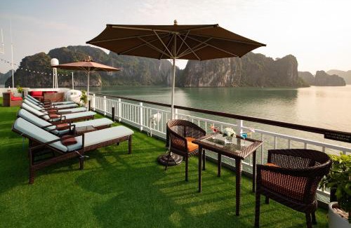 Ha Long Resort | Halong & Lan Ha Cruises